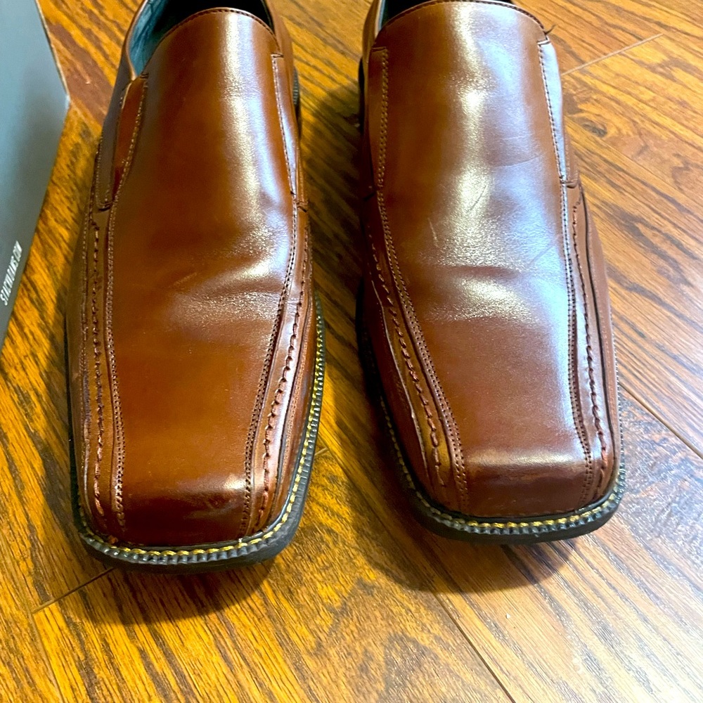 Mens dress shoes